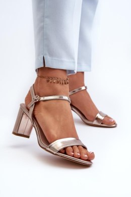 Sandały Model Glindra 24SD98-6986 Szampan - Step in style - 39