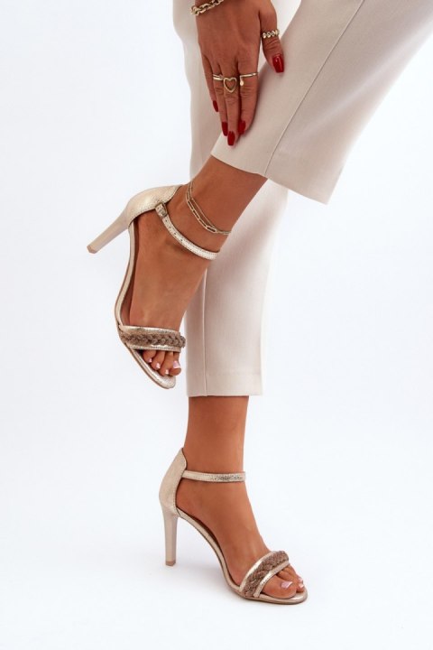 Sandały Model Zazoo 3328/2 Gold - Step in style - 37 Sandały Model Zazoo 3328/2 Gold - Step in style - 37
