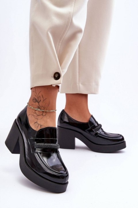 Półbuty Model Gelanor 20157 Black Skóra - Step in style - 37 Półbuty Model Gelanor 20157 Black Skóra - Step in style - 37