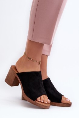 Sandał Klapki Model Varnila 24SD98-6763 Black - Step in style - 37