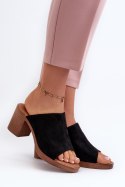 Sandał Klapki Model Varnila 24SD98-6763 Black - Step in style - 38 Sandał Klapki Model Varnila 24SD98-6763 Black - Step in style - 38