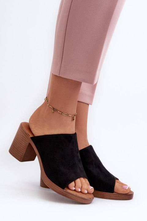 Sandał Klapki Model Varnila 24SD98-6763 Black - Step in style - 40