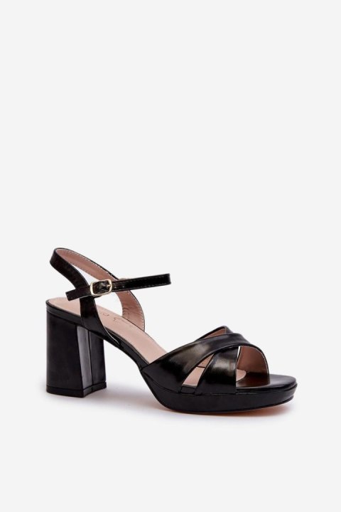 Sandały Model Jatine 24SD98-6988 Black - Step in style - 38 Sandały Model Jatine 24SD98-6988 Black - Step in style - 38
