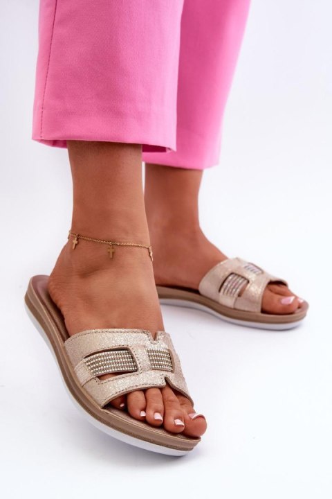 Sandał Klapki Model Inblu BA000050 Gold - Step in style - 39 Sandał Klapki Model Inblu BA000050 Gold - Step in style - 39