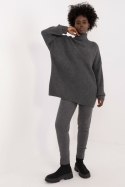Spodnie Komplet Model BA-KMPL-140669.31 Dark Grey - Badu - uniwersalny Spodnie Komplet Model BA-KMPL-140669.31 Dark Grey - Badu - uniwersalny