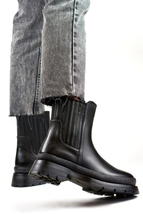 Botki Model 1262B Black - PRIMO - 39