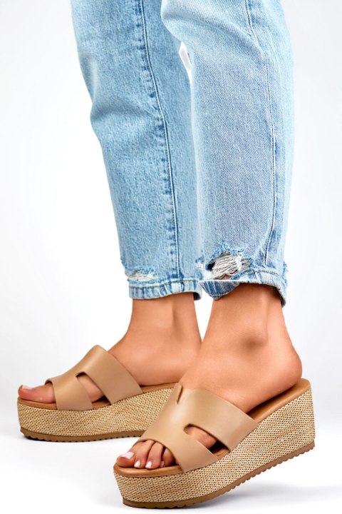 Sandał Klapki Model YD8H-19KH Beige - PRIMO - 39