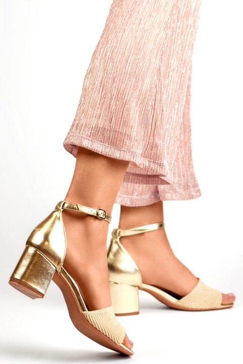 Sandały Model 8738GO Beige - PRIMO - 36