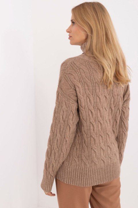 Golf Damski Model AT-SW-23445.00 Dark Beige - AT - uniwersalny Golf Damski Model AT-SW-23445.00 Dark Beige - AT - uniwersalny