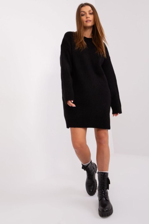 Sukienka Model BA-SK-0568-1.20 Black - Badu - uniwersalny Sukienka Model BA-SK-0568-1.20 Black - Badu - uniwersalny