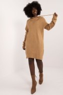 Sukienka Model BA-SW-0582.27 Camel - Badu - uniwersalny Sukienka Model BA-SW-0582.27 Camel - Badu - uniwersalny