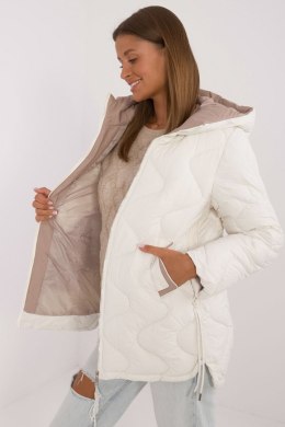 Kurtka Damska Model MBM-KR-2319.37 Ecru - MBM - XXL