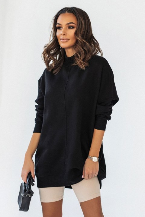 Czarna bluza Simple ze stójką i przeszyciami Czarna bluza Simple ze stójką i przeszyciami