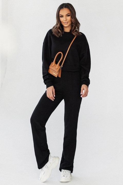 Czarna krótka bluza Lamia Czarna krótka bluza Lamia