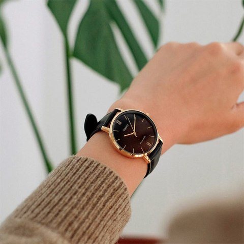 ZEGAREK DAMSKI CASIO LTP-VT01GL-1B + BOX (zd634a) ZEGAREK DAMSKI CASIO LTP-VT01GL-1B + BOX (zd634a)