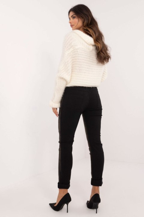 Spodnie Damskie Model DHJ-SP-21258.32 Black - Italy Moda - uniwersalny Spodnie Damskie Model DHJ-SP-21258.32 Black - Italy Moda - uniwersalny
