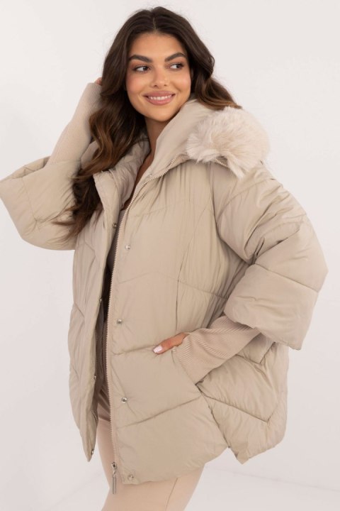 Kurtka Damska Model MBM-KR-2505.14 Beige - MBM - XL Kurtka Damska Model MBM-KR-2505.14 Beige - MBM - XL