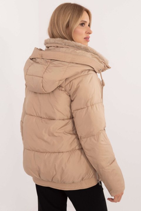 Kurtka Damska Model MBM-KR-2637.31P Camel - MBM - L Kurtka Damska Model MBM-KR-2637.31P Camel - MBM - L