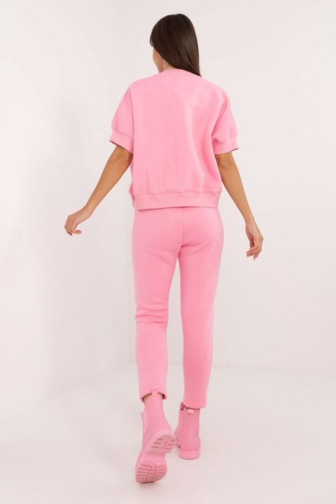 Spodnie Komplet Model EM-KMPL-786.02 Pink - Factory Price - uniwersalny Spodnie Komplet Model EM-KMPL-786.02 Pink - Factory Price - uniwersalny