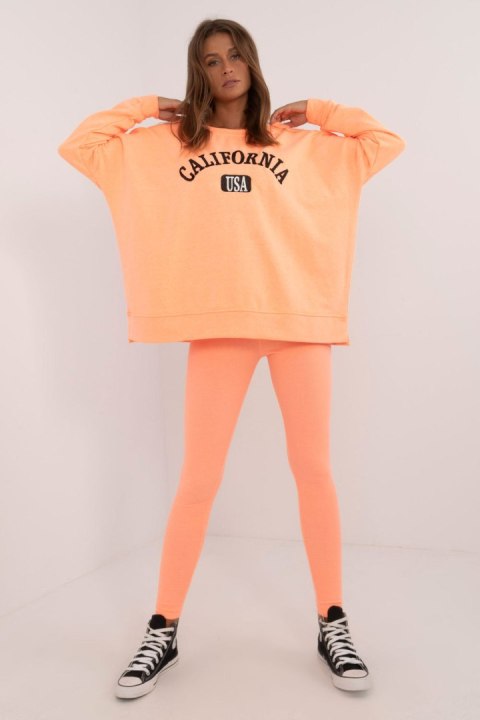 Spodnie Komplet Model EM-KMPL-852.12X Fluo Orange - Factory Price - uniwersalny Spodnie Komplet Model EM-KMPL-852.12X Fluo Orange - Factory Price - uniwersalny