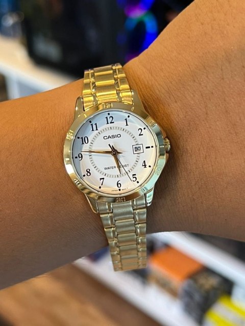 ZEGAREK DAMSKI CASIO LTP-V004G-7BUDF (zd568b) + BOX ZEGAREK DAMSKI CASIO LTP-V004G-7BUDF (zd568b) + BOX