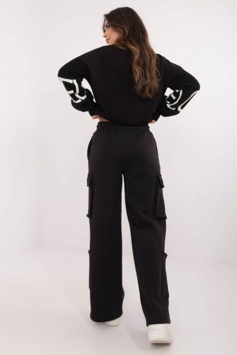 Spodnie Dresowe Model D10608BC62434A2 Black - Sublevel - M Spodnie Dresowe Model D10608BC62434A2 Black - Sublevel - M