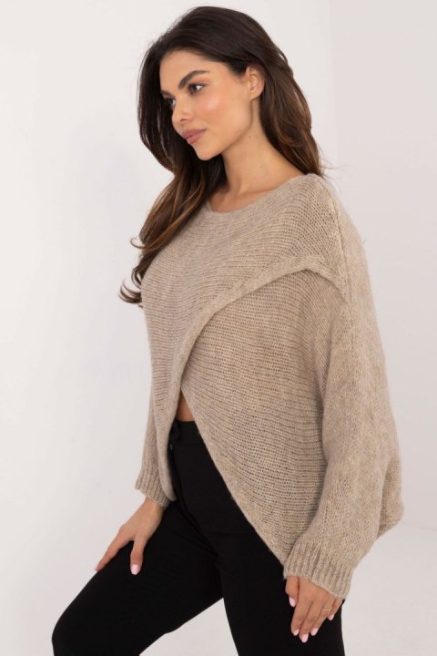 Sweter Damski Model TW-SW-BI-5067.95 Beige - Och Bella - uniwersalny Sweter Damski Model TW-SW-BI-5067.95 Beige - Och Bella - uniwersalny