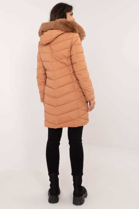 Kurtka Damska Model SK-KR-HH-2403.20 Camel - Factory Price - XXL Kurtka Damska Model SK-KR-HH-2403.20 Camel - Factory Price - XXL