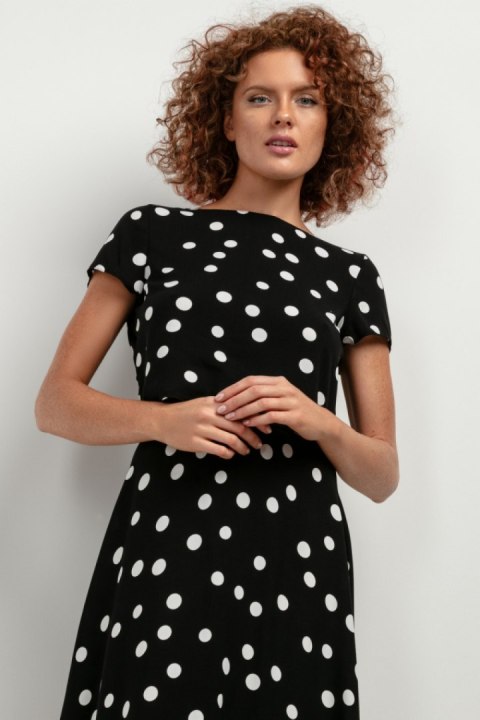 Bluzka ModelT408 Białe grochy - Tessita - XXL