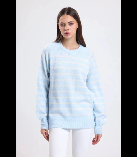 Ciepły damski sweter modny w paski ANNA (Niebieski)