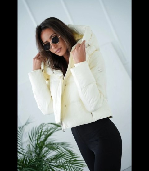 Pikowany płaszcz 2w1 z kapturem Ocieplony Elegancka AMANDA (Biały) Pikowany płaszcz 2w1 z kapturem Ocieplony Elegancka AMANDA (Biały)
