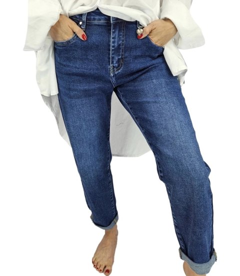 Spodnie jeansowe Jeansy mom fit blue LAURA Spodnie jeansowe Jeansy mom fit blue LAURA
