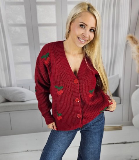 Ciepły i przytulny sweter damski w wisienki wiśnie jesień LARAMIE (Czerwony)