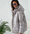 Damska kurtka ciepła Ocieplana Elegancka z kapturem Przejściowa LARA (Szary) Damska kurtka ciepła Ocieplana Elegancka z kapturem Przejściowa LARA (Szary)