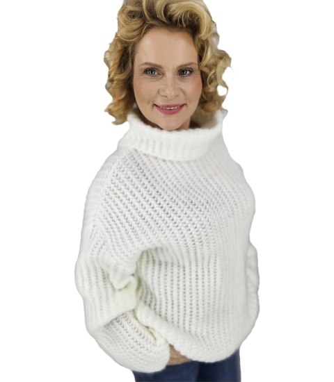 Ciepły sweter golf damski oversize gruby splot miły miękki LAPONIA (Biały) Ciepły sweter golf damski oversize gruby splot miły miękki LAPONIA (Biały)