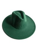 Elegancki damski kapelusz fedora z ozdobną broszką z kolorowymi cyrkoniami (Zielony) Elegancki damski kapelusz fedora z ozdobną broszką z kolorowymi cyrkoniami (Zielony)