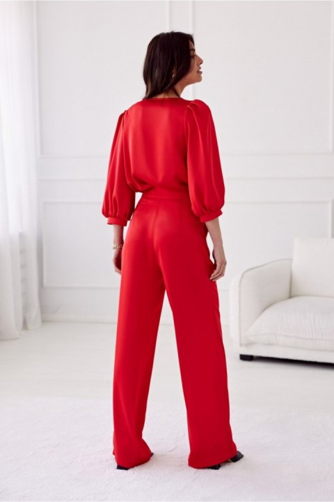 Spodnie Damskie Model Elsa CZE SPD0034 Red - Roco Fashion - 36 Spodnie Damskie Model Elsa CZE SPD0034 Red - Roco Fashion - 36