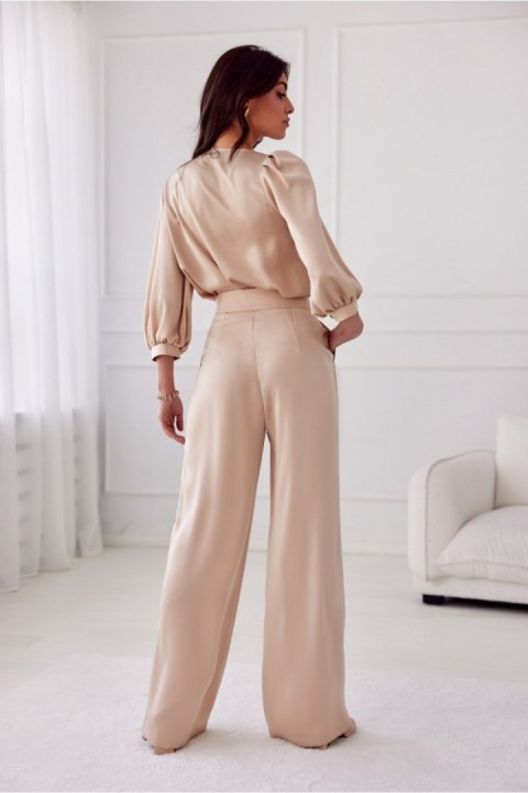 Spodnie Damskie Model Elsa BEZ SPD0034 Beige - Roco Fashion - 34 Spodnie Damskie Model Elsa BEZ SPD0034 Beige - Roco Fashion - 34