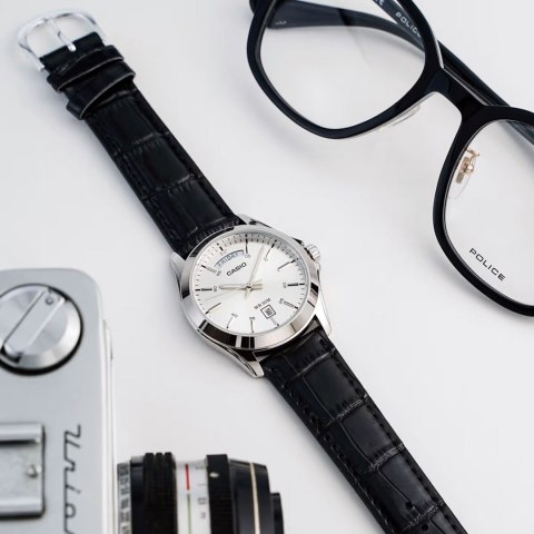 ZEGAREK MĘSKI CASIO MTP-1370L 7AVDF (zd116a) + BOX ZEGAREK MĘSKI CASIO MTP-1370L 7AVDF (zd116a) + BOX