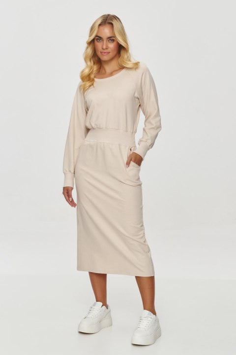 Sukienka Model M842 Light Beige - Makadamia - 42 Sukienka Model M842 Light Beige - Makadamia - 42