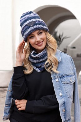 MUSCARI zimowa czapka damska w paski z cekinami kolor jeans - Kamea - uniwersalny