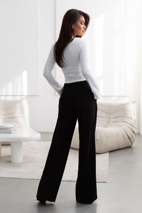 Bluzka Model Rose B61 Ecru - IVON - XS Bluzka Model Rose B61 Ecru - IVON - XS