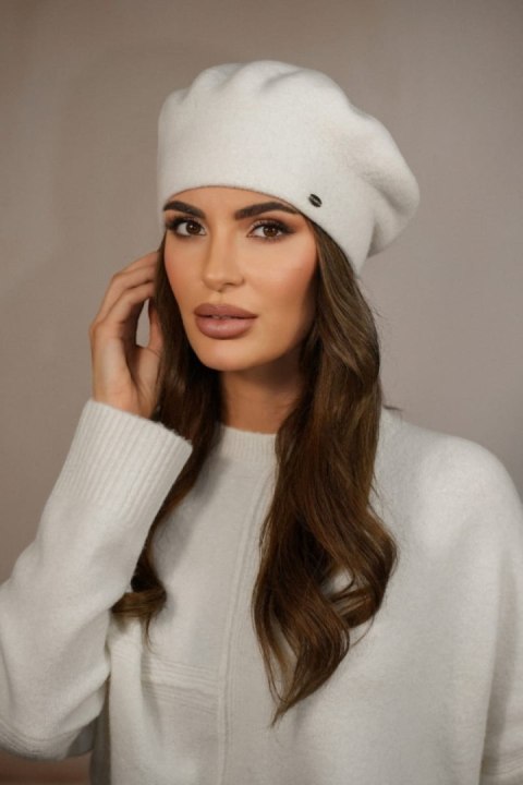 Zimowy Wełniany Beret Damski Kolor Ekru Kamea-Kiang - Kamea - uniwersalny Zimowy Wełniany Beret Damski Kolor Ekru Kamea-Kiang - Kamea - uniwersalny